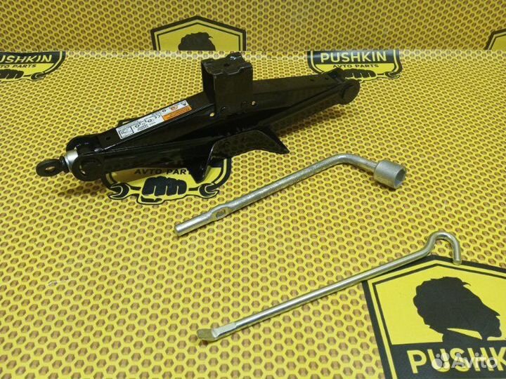 Набор инструментов Mitsubishi Eclipse Cross GK1W