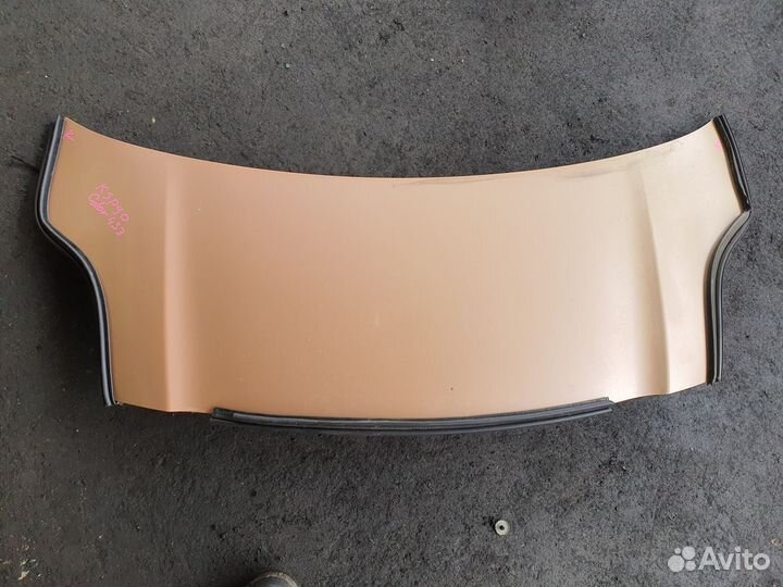 Капот c Toyota Vitz SCP90 2SZ-FE