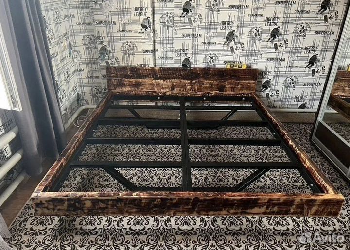 Кровать металлическая в стиле лофт