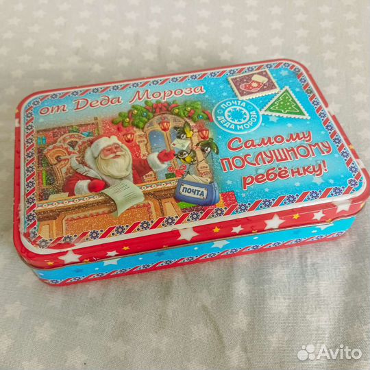 Жестяные банки - для хранения и декора