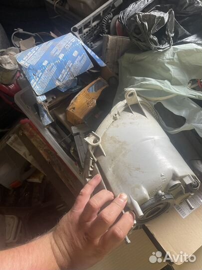 Фара передняя правая toyota celica 202