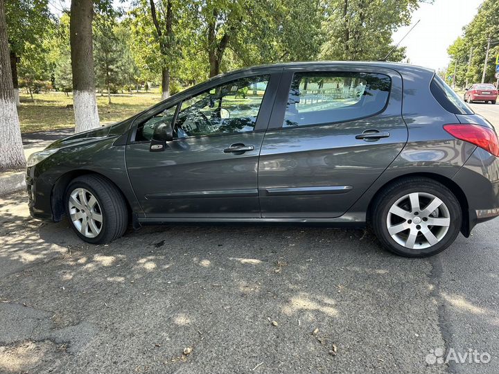 Peugeot 308 1.6 МТ, 2010, 160 106 км