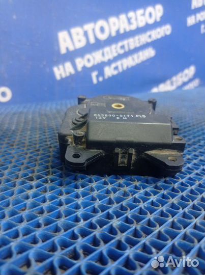 Моторчик заслонок отопителя Lexus Gs350 седан