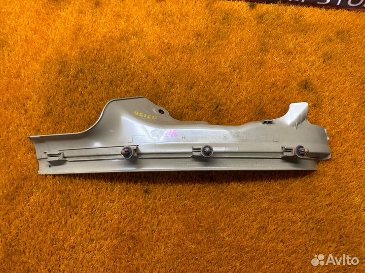 Накладка на порог салона задняя правая Bmw