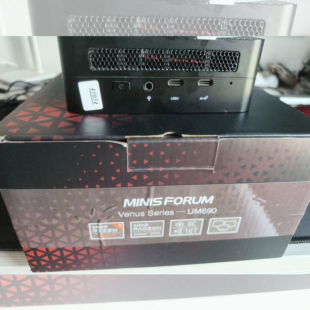 Minisforum UM690 8ядер / 16 потоков