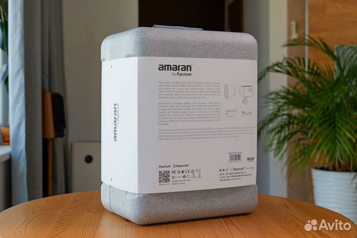 Светильник Aputure Amaran 300C
