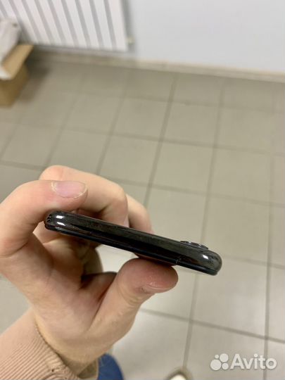 iPhone X, 64 ГБ