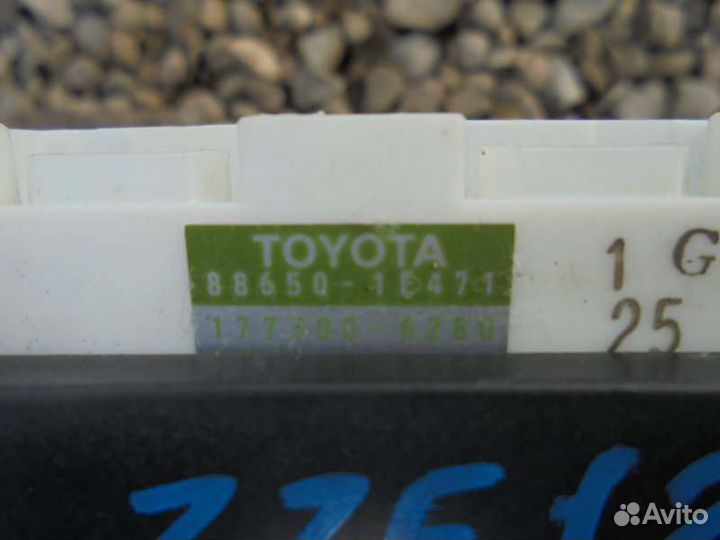 Климат-контроль Toyota Corolla Spacio ZZE122