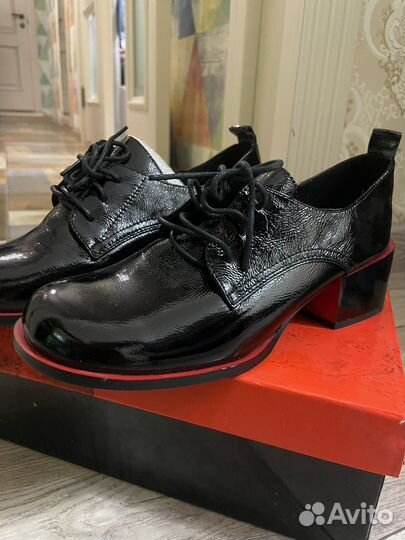 Полуботинки нат.кожа новые 37 р