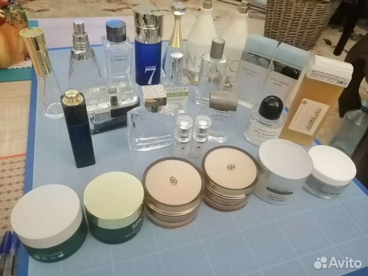 Пустые флаконы, воск, баночки-парфюм, крема