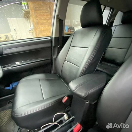 Авточехлы японские Toyota Fielder серии platinum