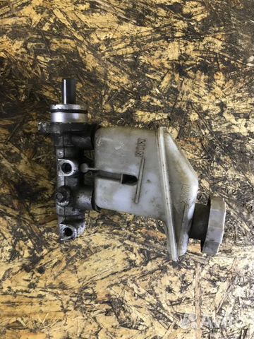 Главный тормозной цилиндр Kia Rio хэтчбек 1.4 G4EE