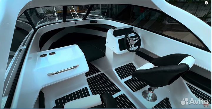 Катер Phoenix 600HT