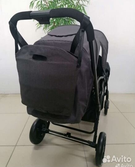 Коляска для двойни,погодок