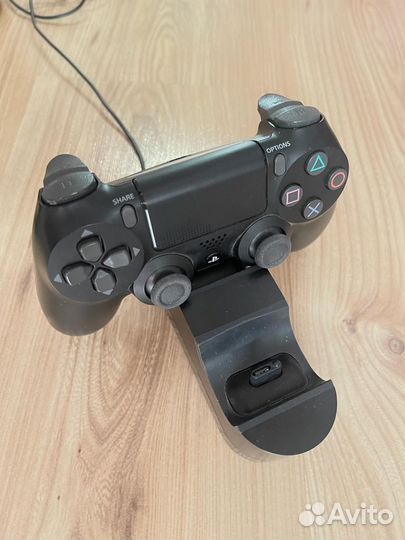 Джостик для ps4 pro и зарядной станцией для 2