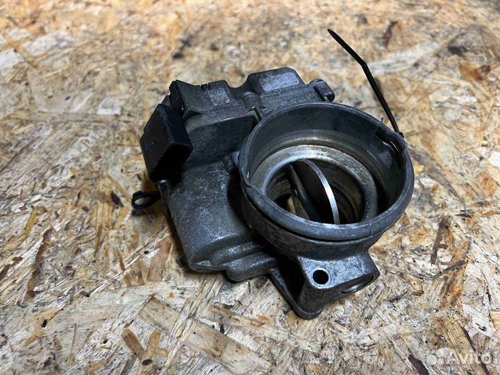 Заслонка дроссельная Volkswagen jetta 5 (1K2 2005