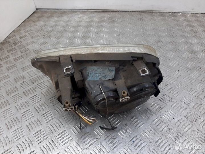 Фара 1J1941016B Volkswagen Golf 4 (1997-2005)