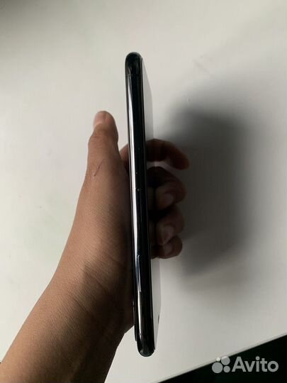 iPhone X, 256 ГБ