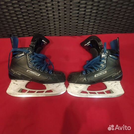 Хоккейные коньки bauer 2,5 и 4,5