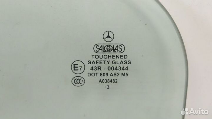 Стекло двери передней правой Mercedes-Benz G463
