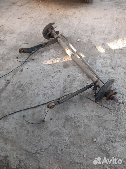 Балка подвески Audi A6 C4 4A 1995 задняя