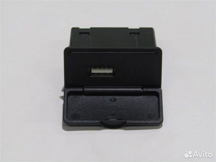 Разъем USB Haval F7 X 2.0 2021