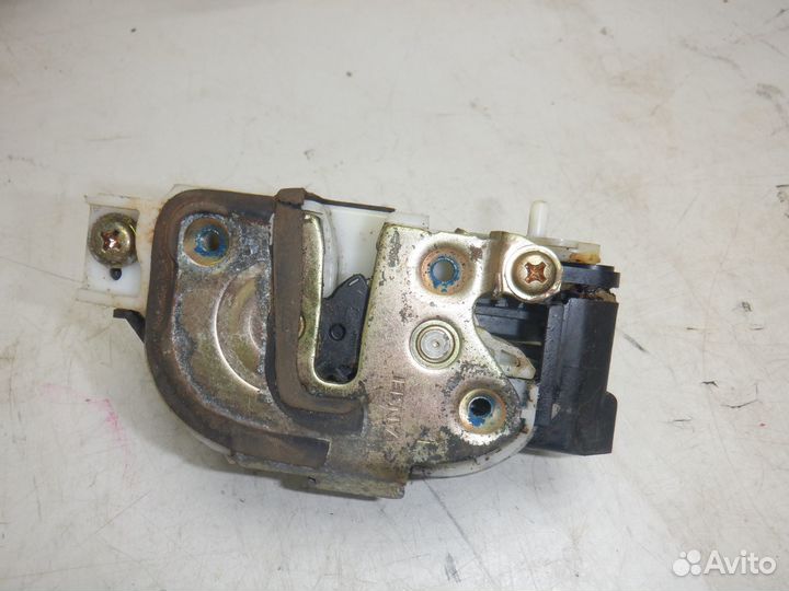 Замок двери задней левой Lancer 9