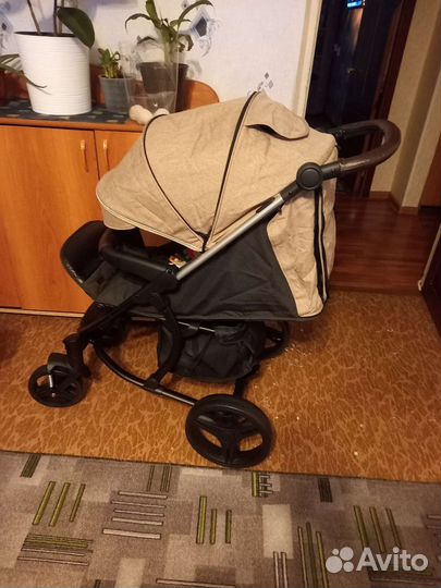 Прогулочная коляска BubaGo