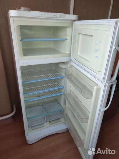Холодильник бу