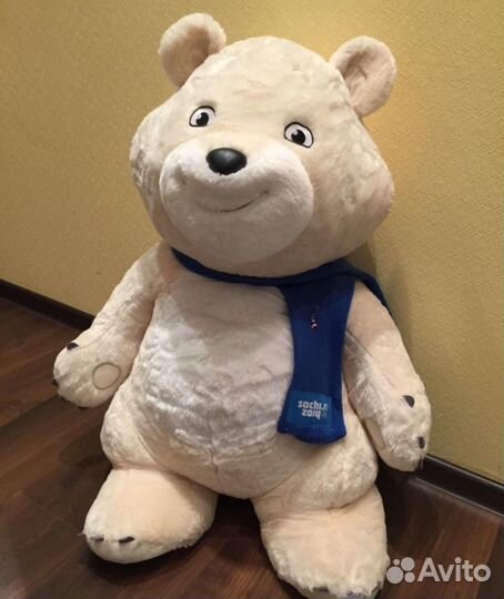 Плюшевый медведь