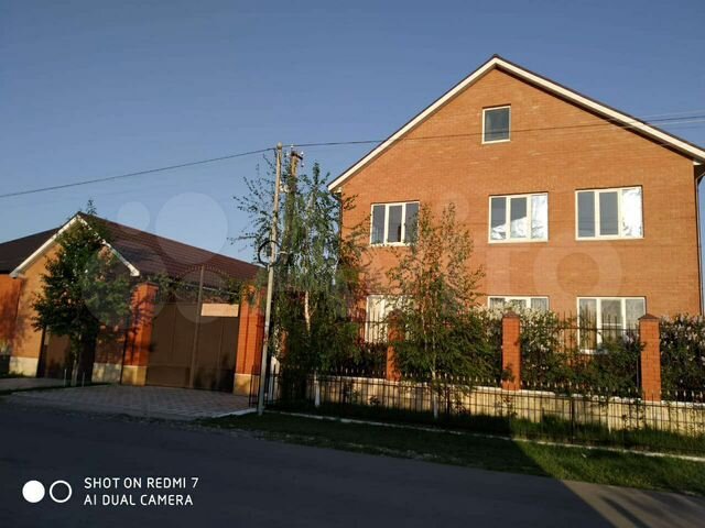 Дом 250 м² на участке 10 сот.