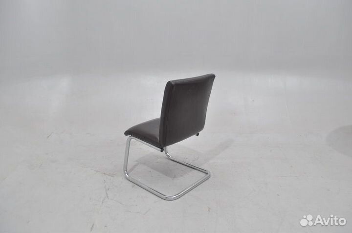 Кресло для переговорной
