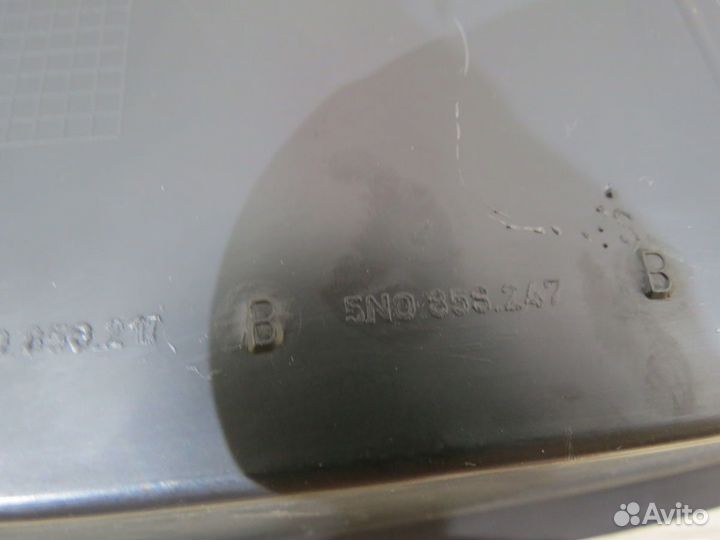 Накладка торпедо левая Volkswagen Tiguan