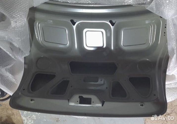 Крышка багажника LADA granta седан