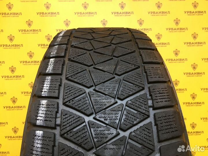 Bridgestone Blizzak DM-V2 235/65 R17 108S