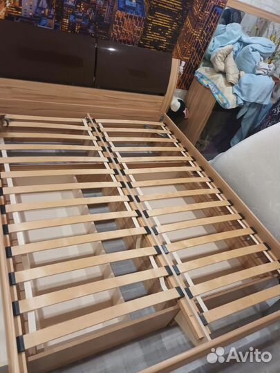 Кровать двухспальная 160 200 без матраса бу