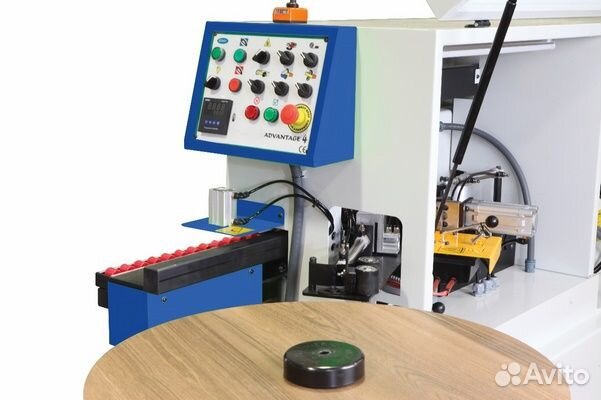 Автоматический кромкооблицовочный станок