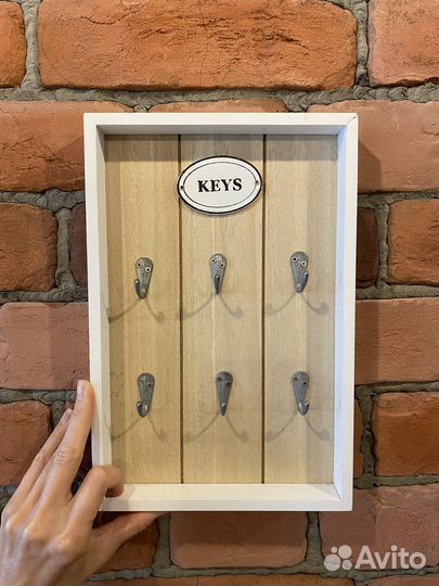 Ключница настенная из дерева