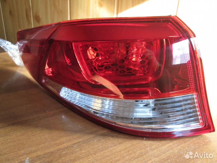 Стоп задний левый KIA PIO 2015г