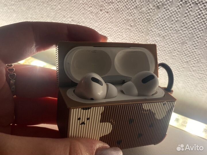 Наушники apple airpods pro