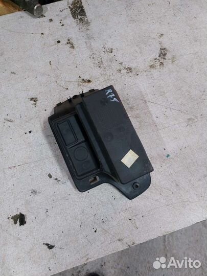 Бардачок подлокотника rover 75