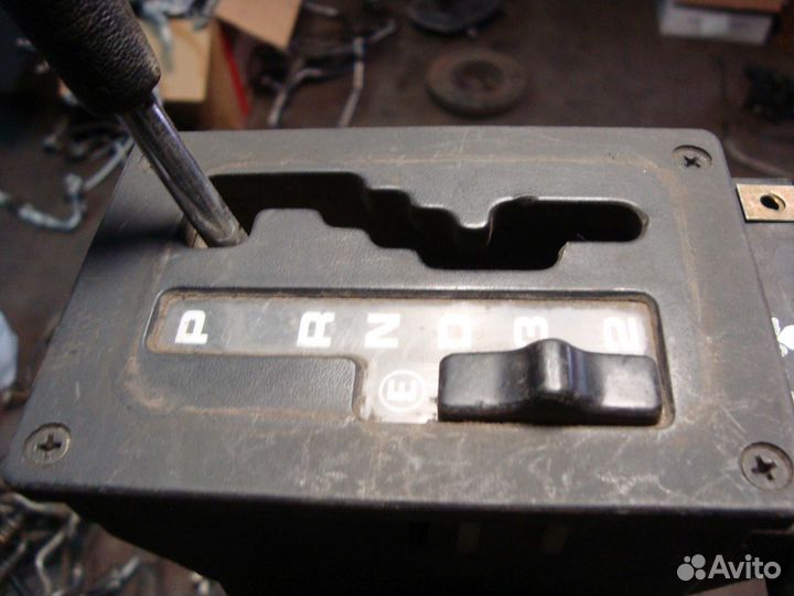 Кулиса АКПП (селектор) W201