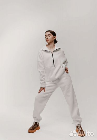 Костюм спортивный, женский теплый на флисе