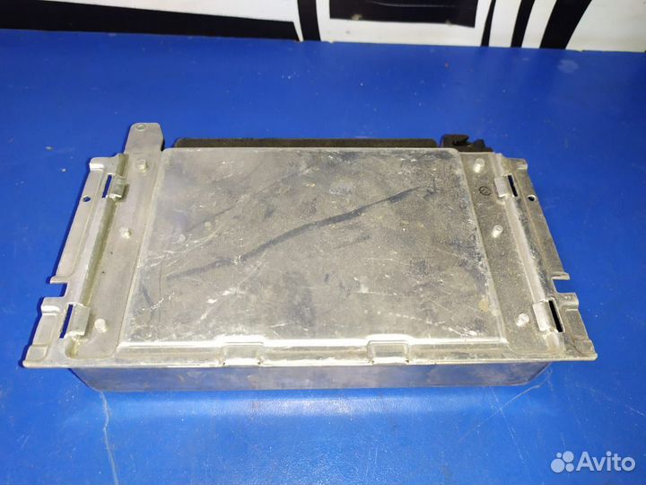 BMW E39 блок управления двс 7501893