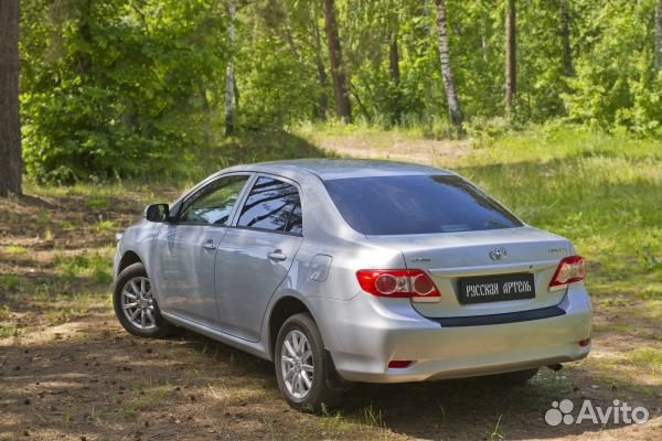 Накладка на задний бампер Toyota Corolla (2010