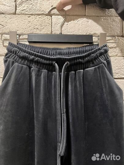 Костюм женский