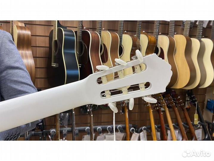 Almires C-15 WHS белая классическая гитара
