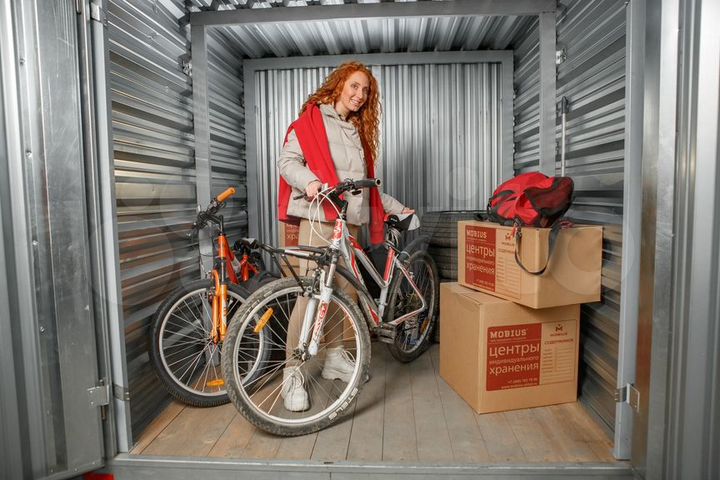 Аренда контейнера для хранения вещей с балкона