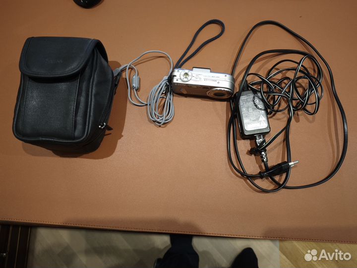 Цифровой фотоаппарат sony cyber shot