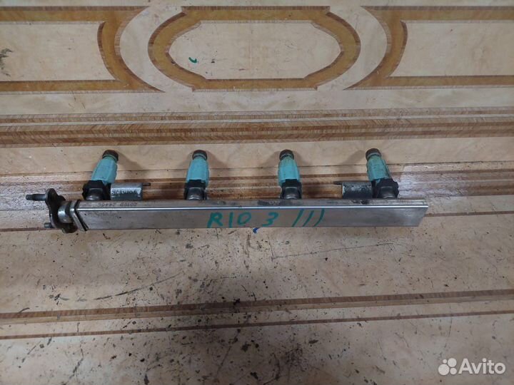 Топливная рампа Kia Rio 3